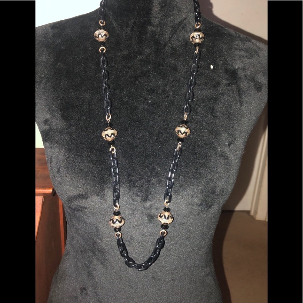 Marilyn Schiff necklace